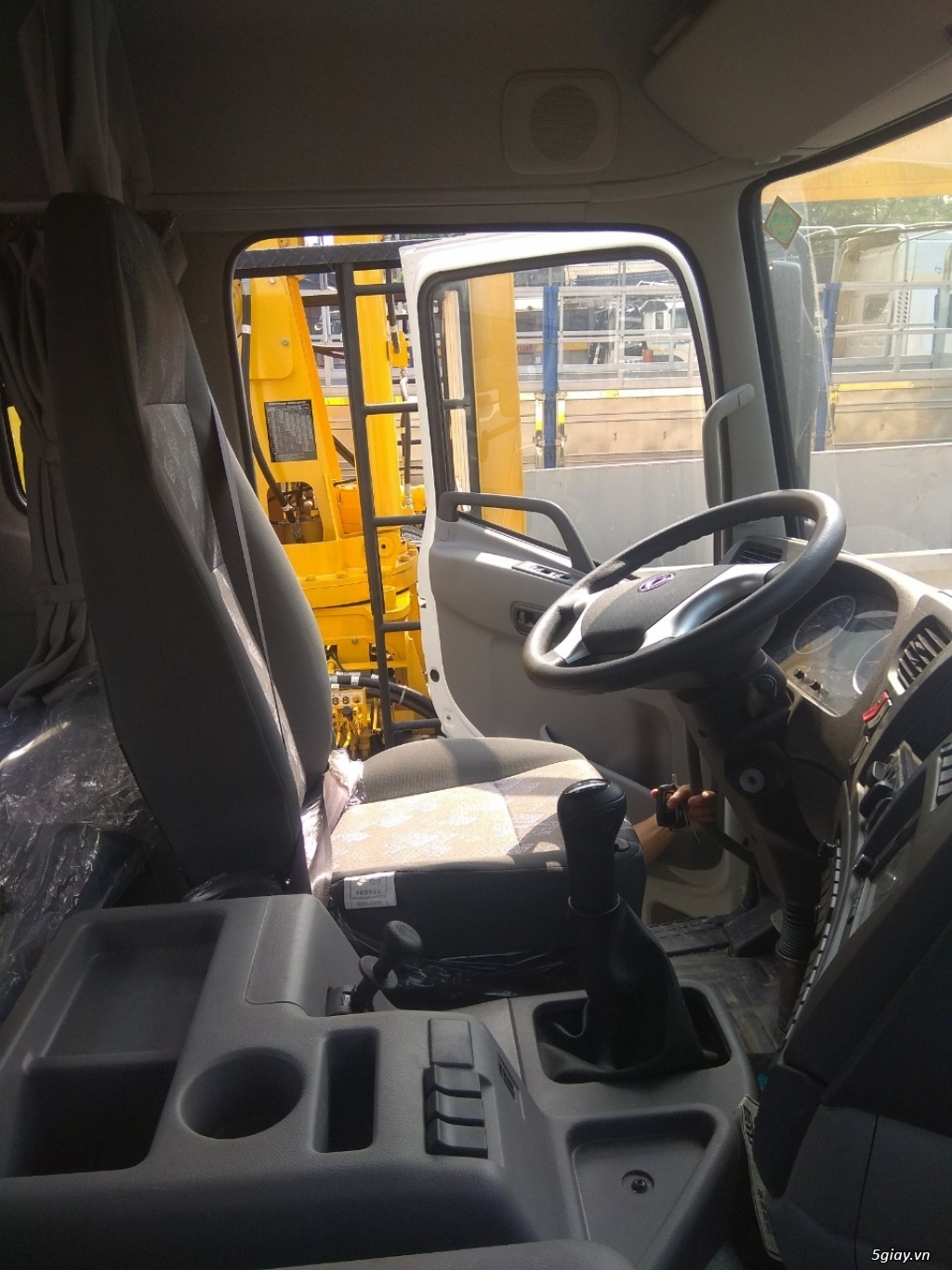 Bán tải thùng 4 chân Dongfeng HH YC310 - 4