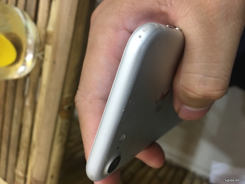 Bán gấp iphone 7 silver 32G quốc tế