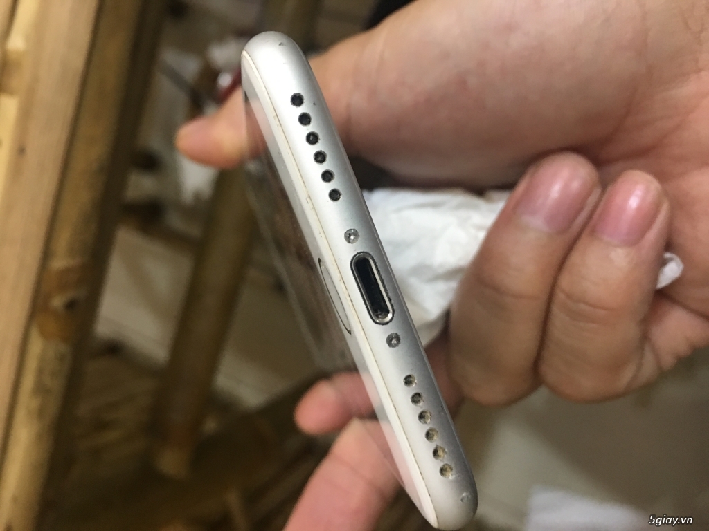 Bán gấp iphone 7 silver 32G quốc tế - 3