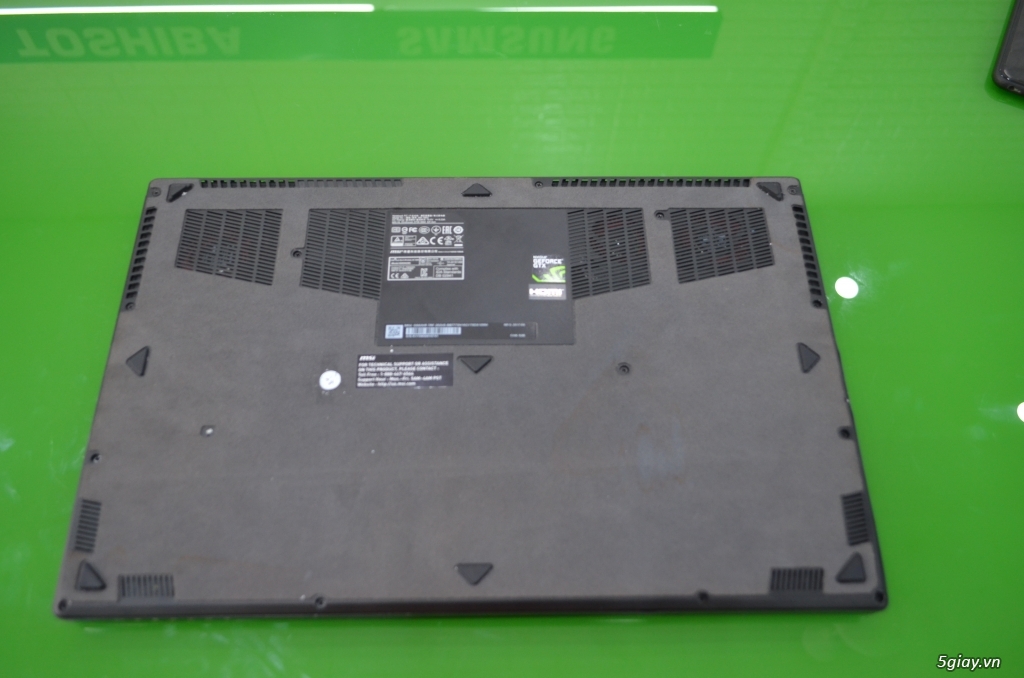 Laptop gaming MSI - 5
