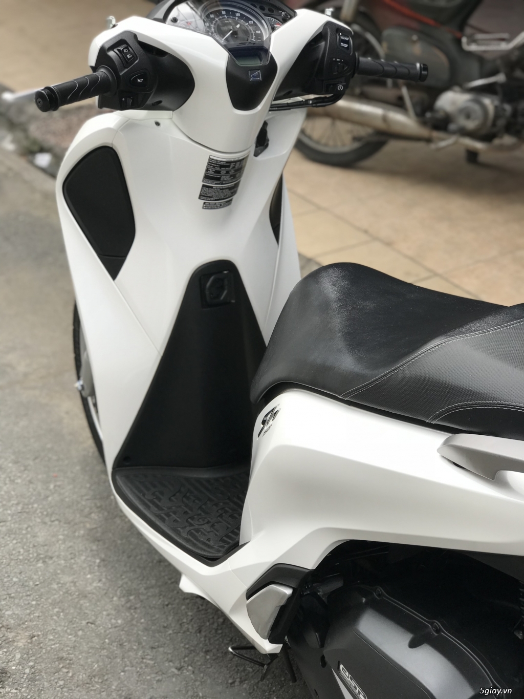 SHVN 150 ABS,2017 màu trắng, xe ít sử dụng, zin 100% - 8