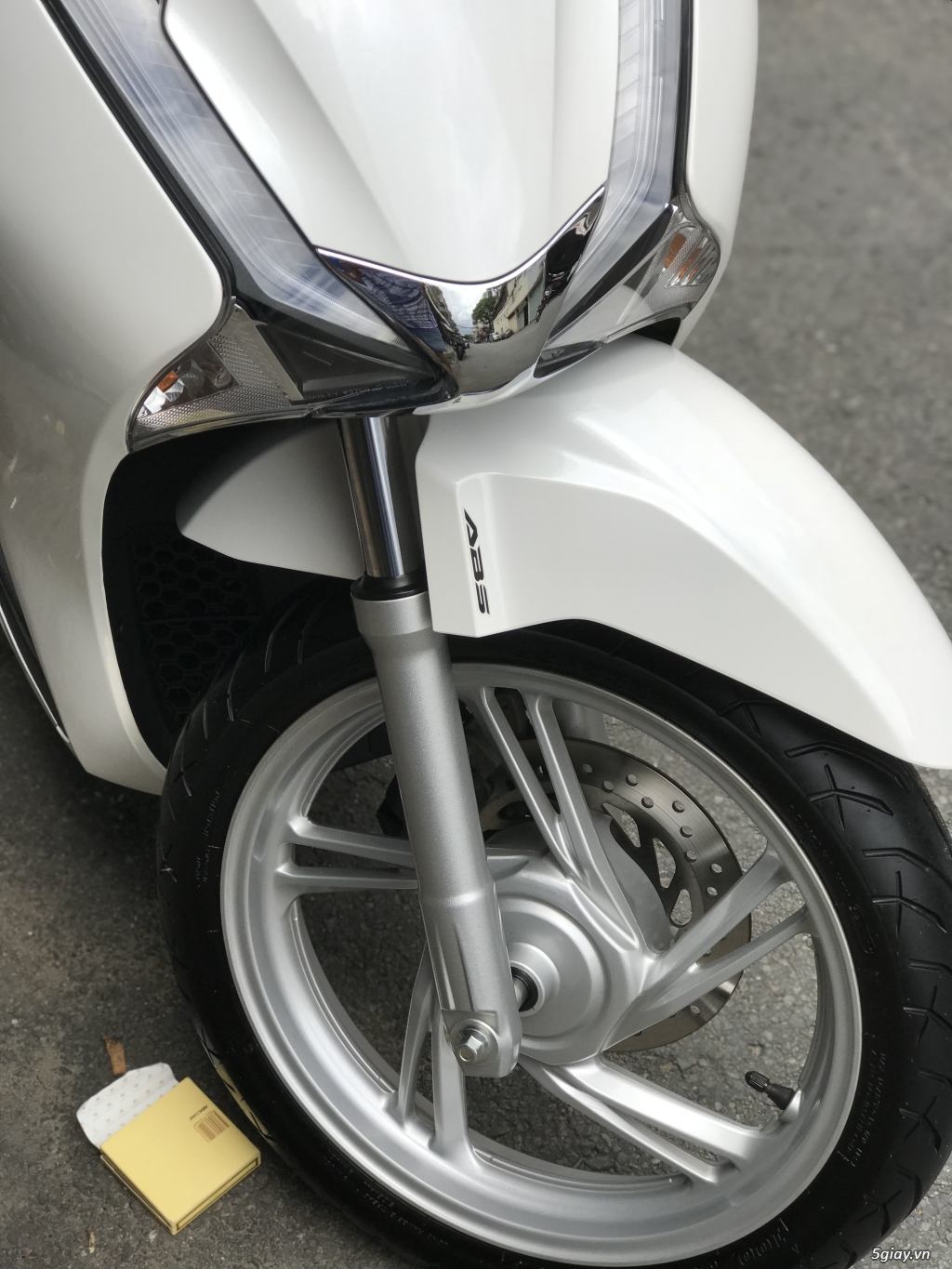 SHVN 150 ABS,2017 màu trắng, xe ít sử dụng, zin 100% - 1