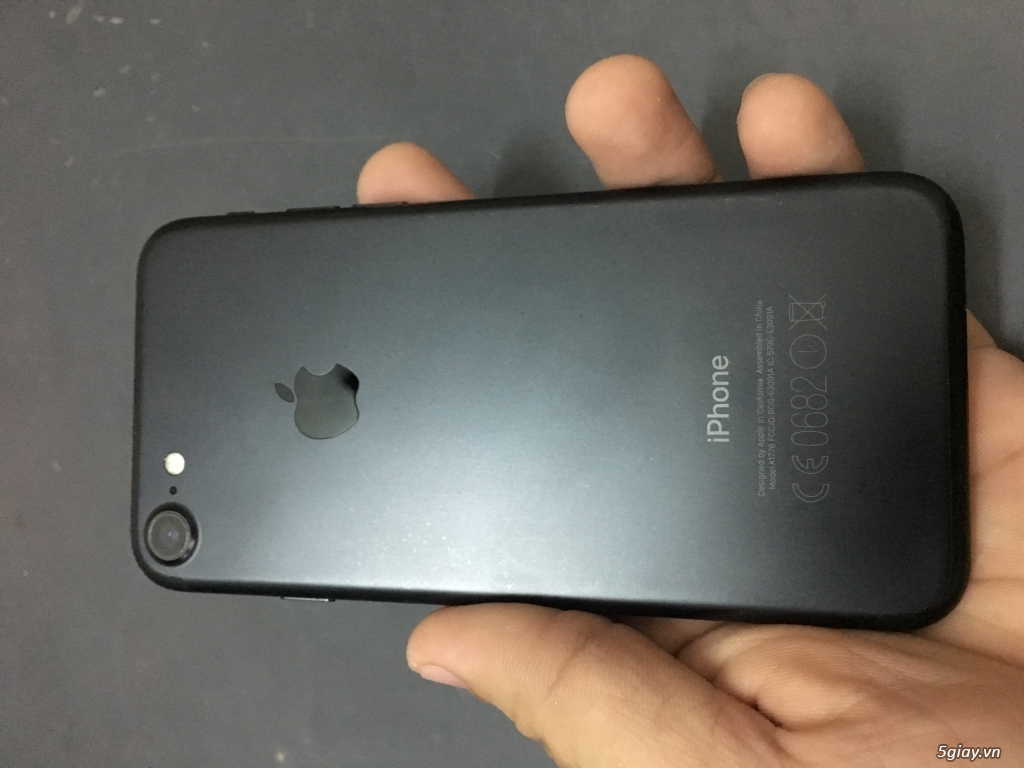 Cần bán IPhone 7 32g đẹp 98% - 2