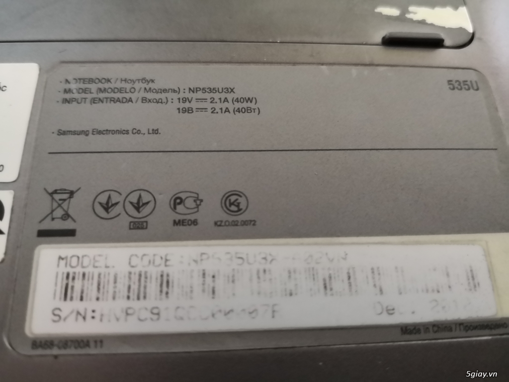 laptop samsung bị như hình - 6