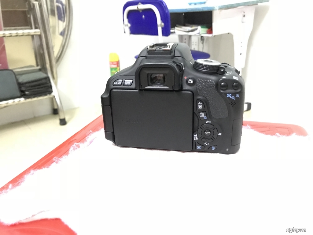 Cần bán: combo Canon 600D fix50II Len17-85