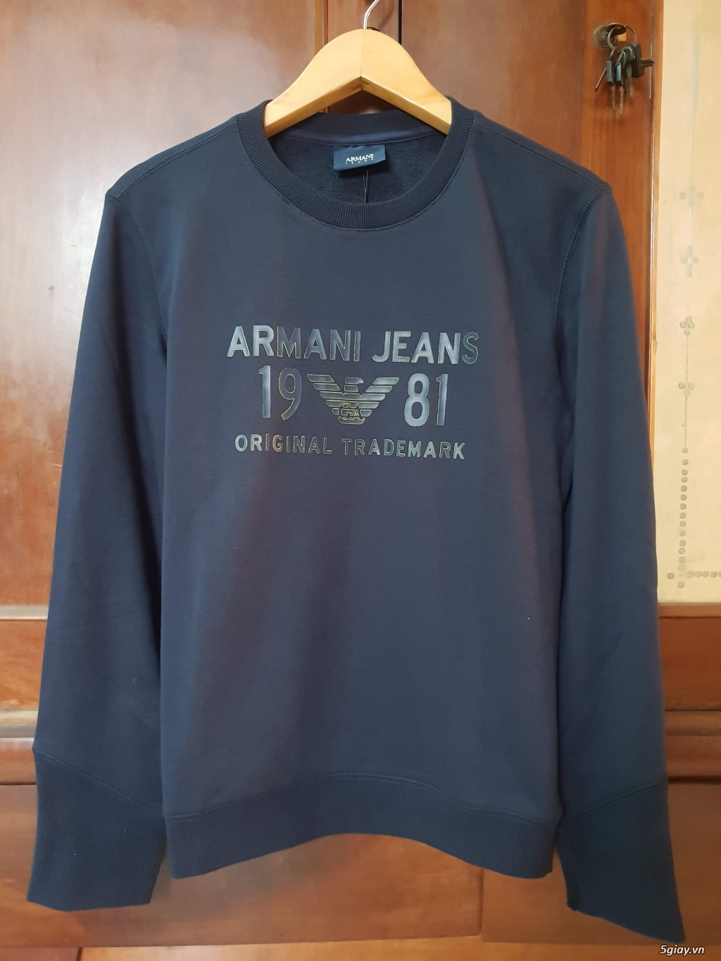 Thanh lý áo Armani, tôm mì xịn và áo khoác - 3