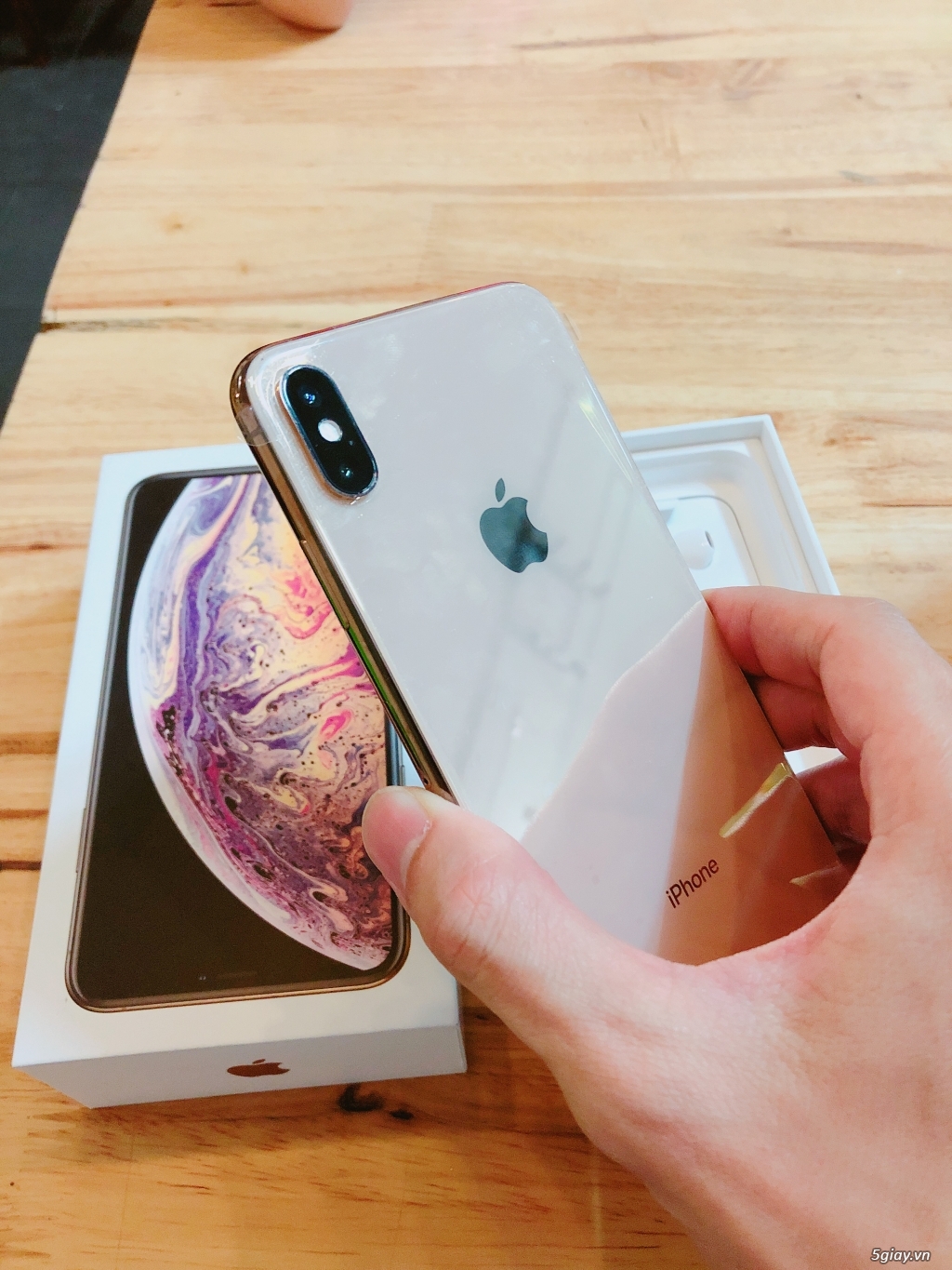 Cần bán iPhone XS Max 64Gb Gold hàng LL 99,99%