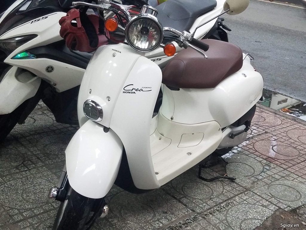 Bán Honda 50cc Crea trắng sữa.