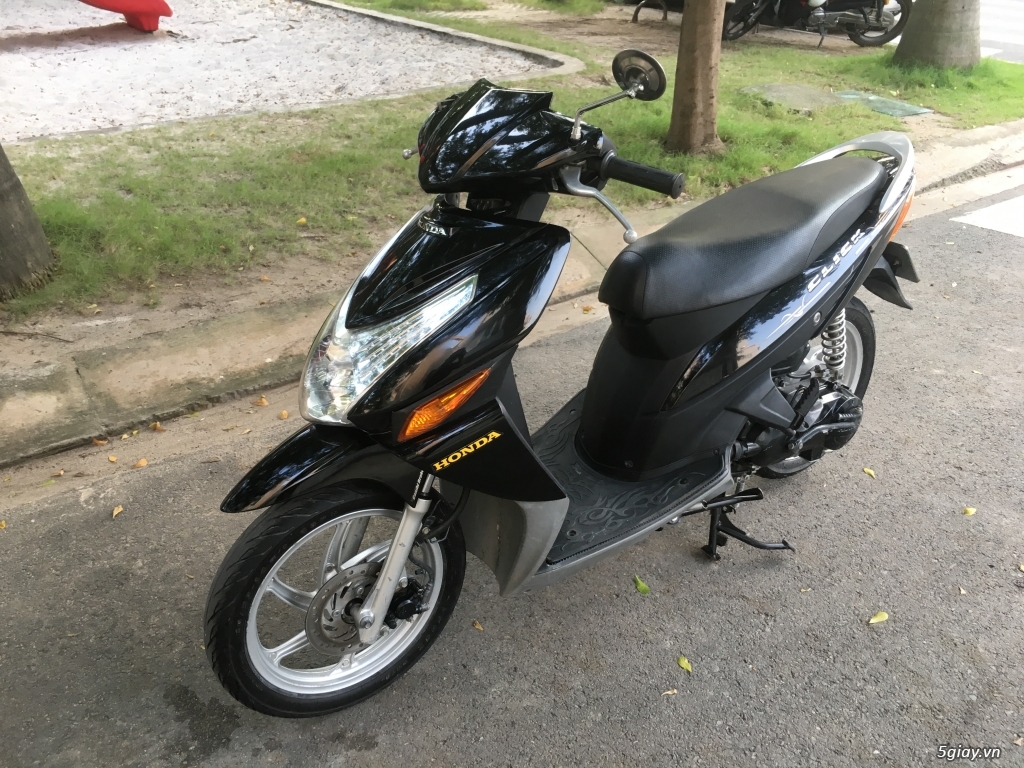 honda Click màu đen 2010 ,bstp ,chính chủ ,giá 14,7tr (còn t/l). - TP.Hồ  Chí Minh - Five.vn