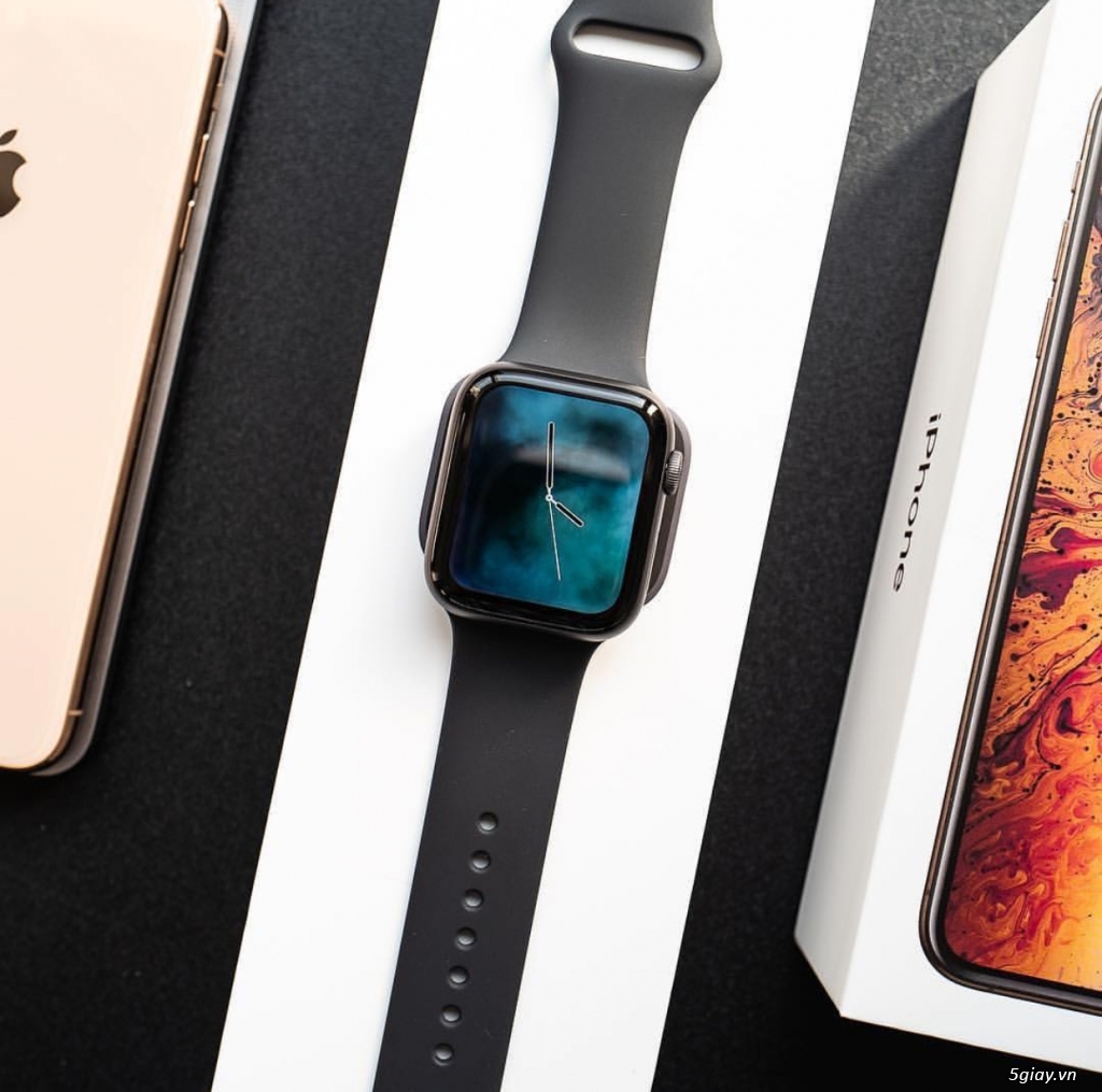 apple watch series four sizes