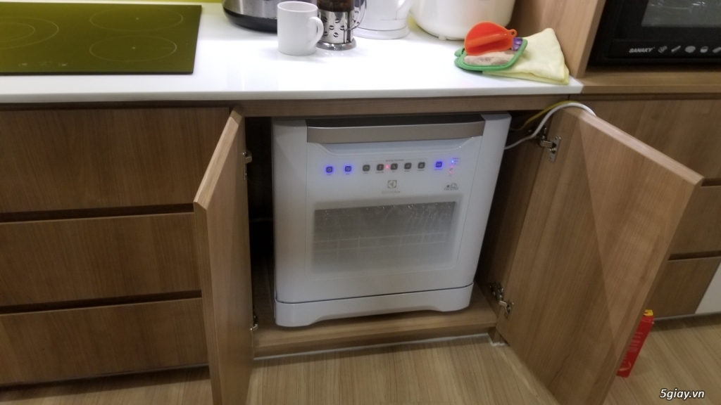 Máy rửa chén Mini ESF6010BW - 2