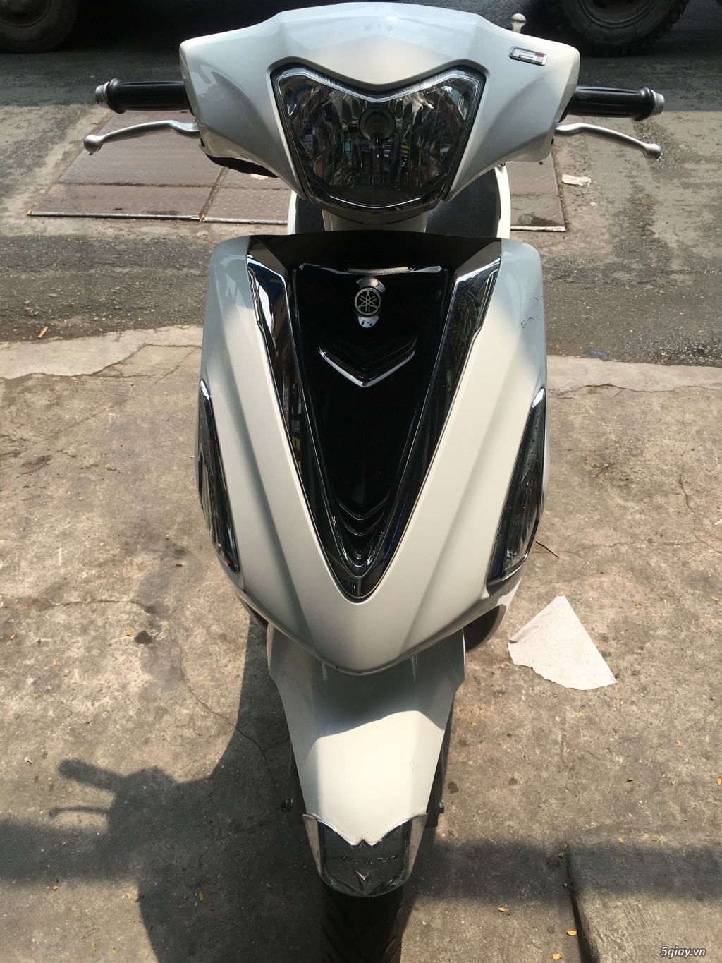 Yamaha Acruzo, màu trắng, đký: 11/12/2015, zinall,, đẹp >98% giá rẻ - 2