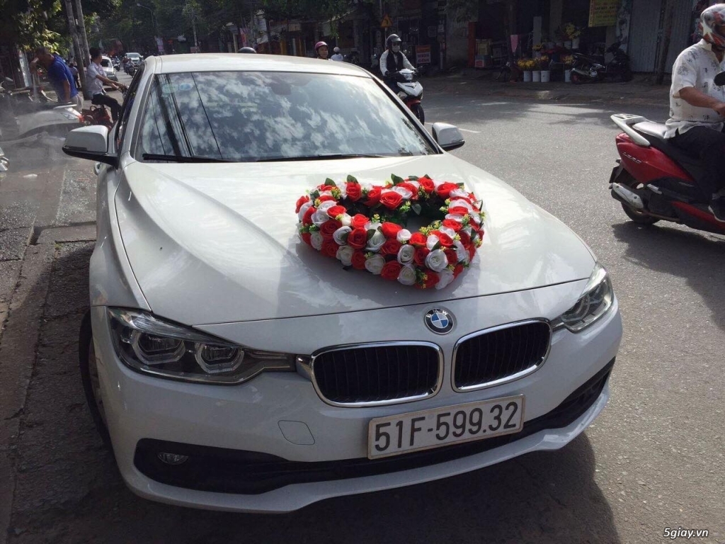 Chuyên cho thuê xe hoa, xe rước dâu Mercedes BMW Audi Camry giá tốt - 31