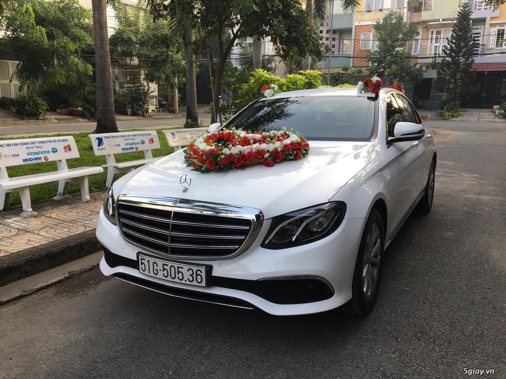 Chuyên cho thuê xe hoa, xe rước dâu Mercedes BMW Audi Camry giá tốt - 19