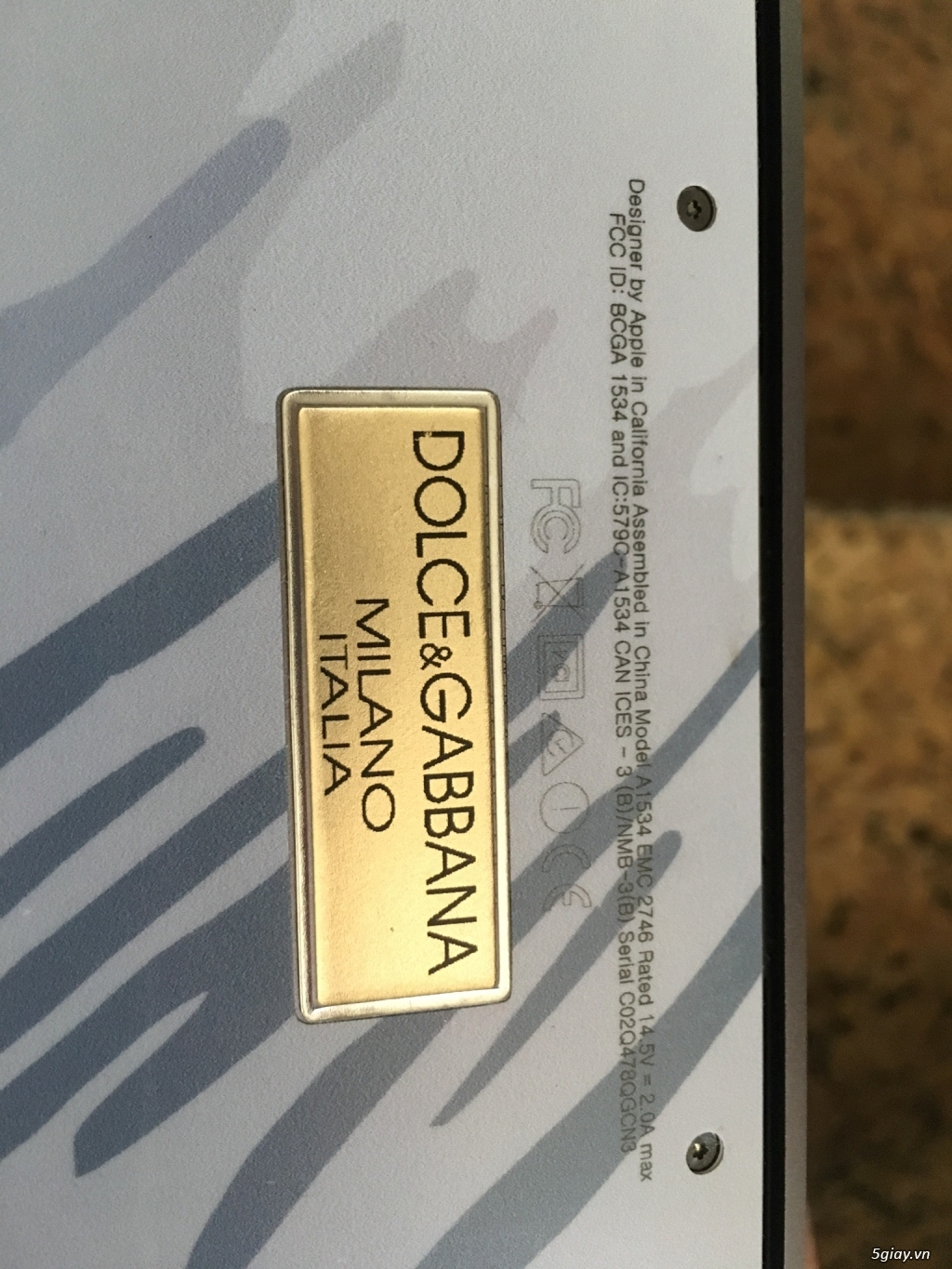 The New Macbook 2015 98% - 1