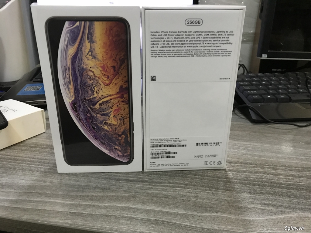 Iphone XS max 256gb silver mã LL xách tay Mỹ nguyên seal