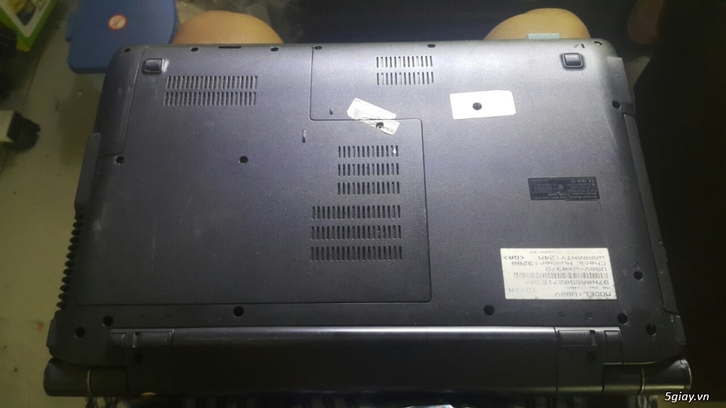 Cần bán: Bán xác laptop Asus U80V T9100 hư VGA - 1