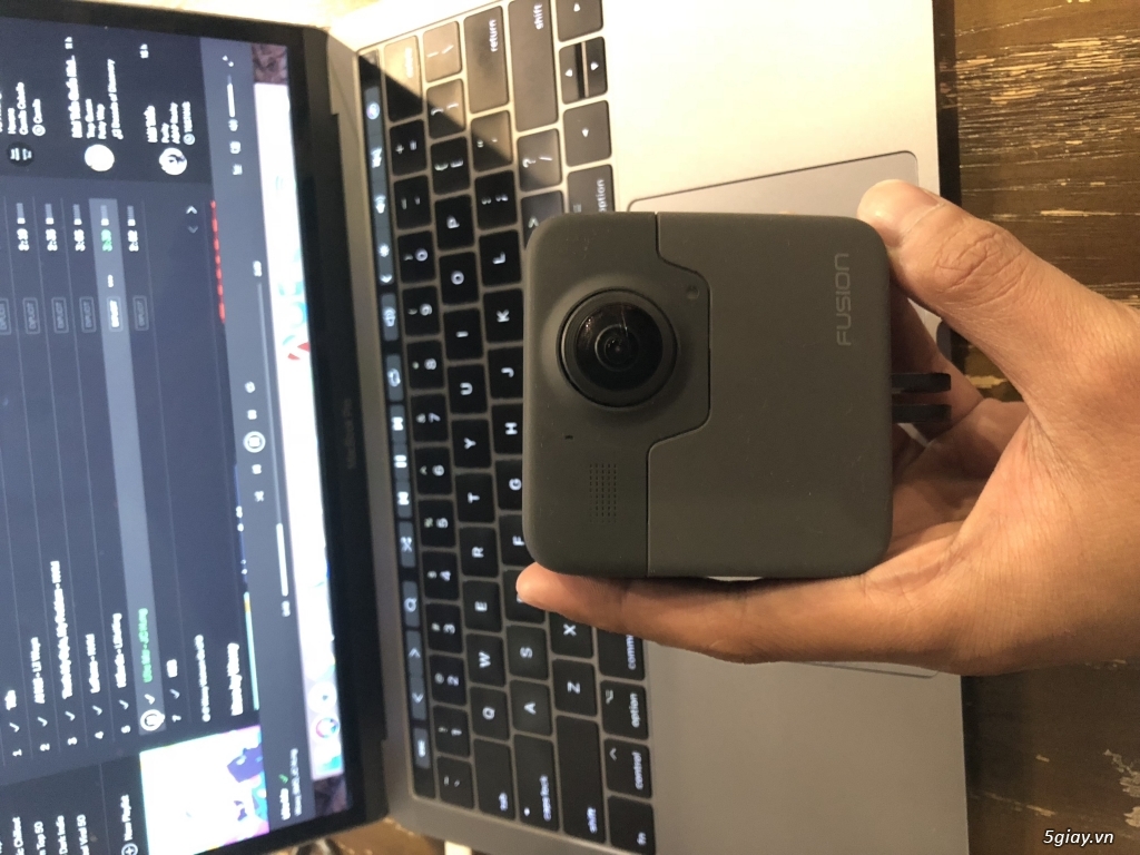 GoPro Fusion 360 fullbox như mới HCM - 1