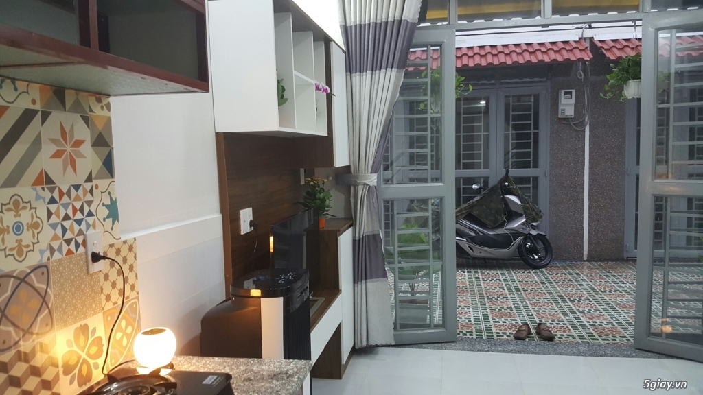 Bán nhà mới xây, Giá 980 triệu, 1 trệt 2 lầu, 3 PN, 3WC, Quận 12. - 1