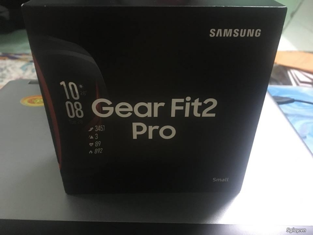 Samsung Gear Fit 2 Pro (Hàng TGDĐ)