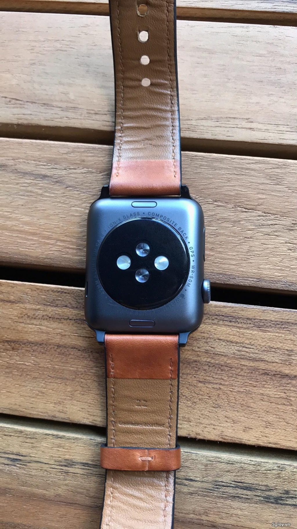 space grey apple watch 3