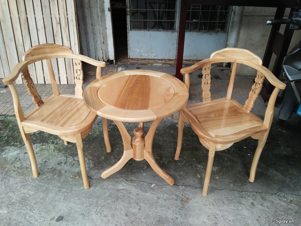 Ghế salon, Tủ tivi, Giường Gỗ Tự nhiên giá cả canh tranh giao hàng tận nơi