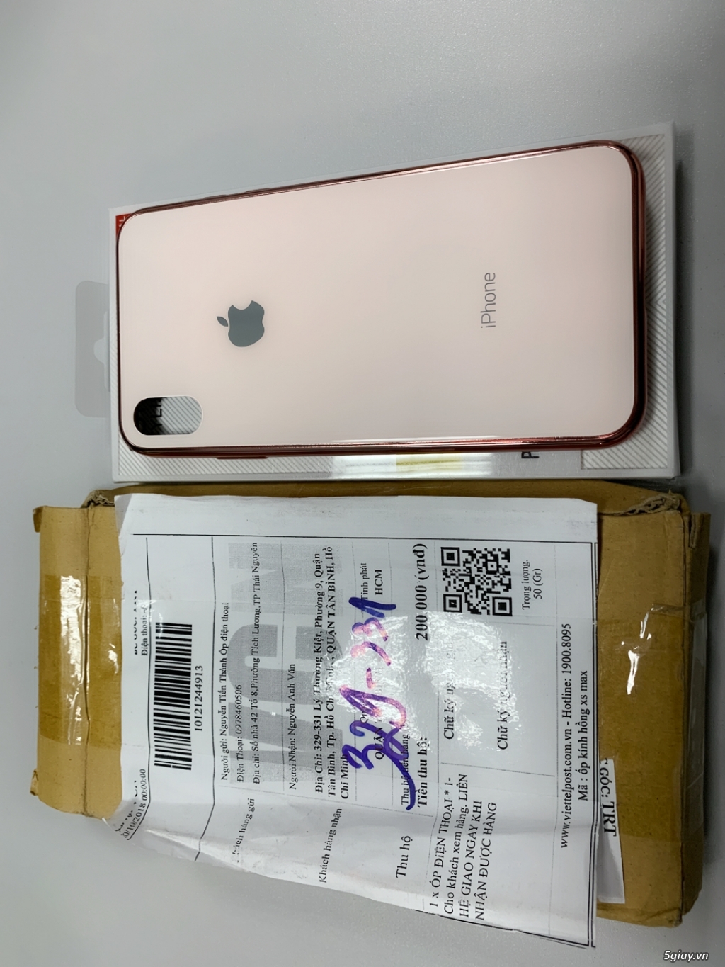 Ốp lưng Iphone Xs Mã Hồng Gold mới 100%.
