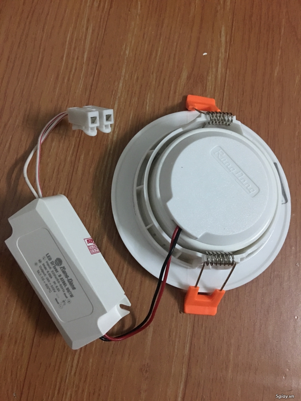 Bán buôn đèn led Rạng Đông - sập giá - 5