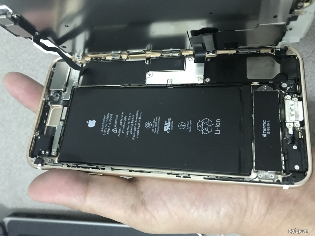 Xác Iphone 7plus bị icloud.