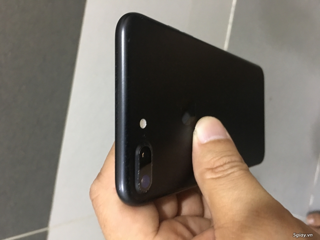 Bán cái iphone 7plus 128G đen nhám máy mỹ