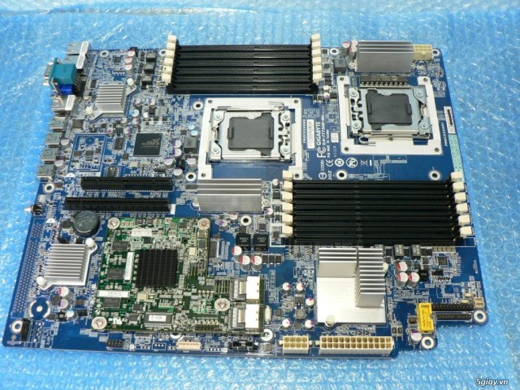 Bán main Gigabyte 2 cpu tặng chip - 1