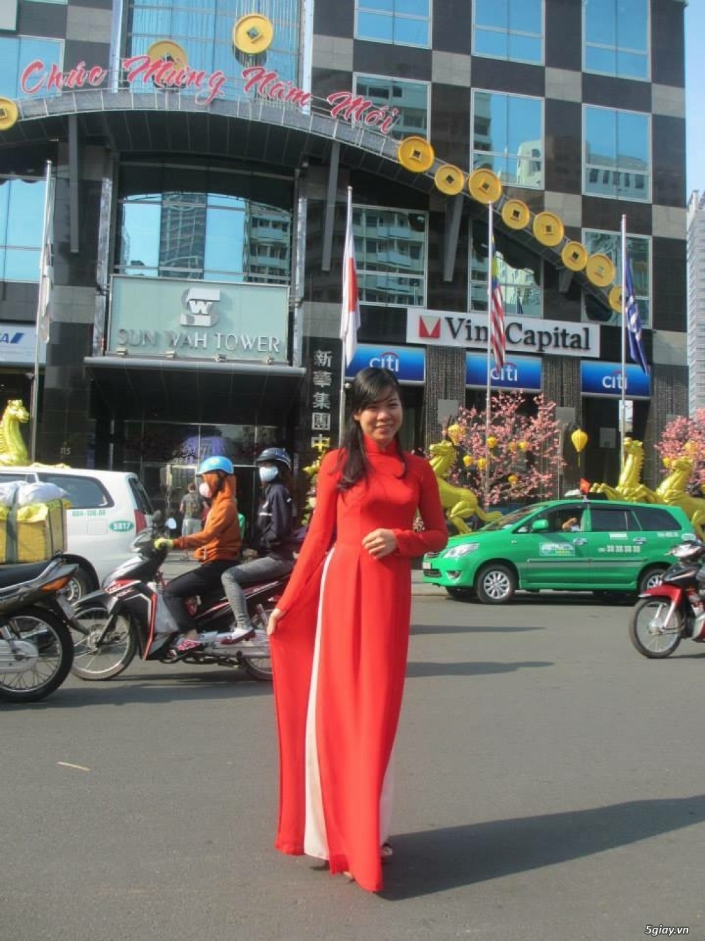 Thanh lý 3 áo dài xanh dương, đỏ và hồng CỰC ĐẸP - 1