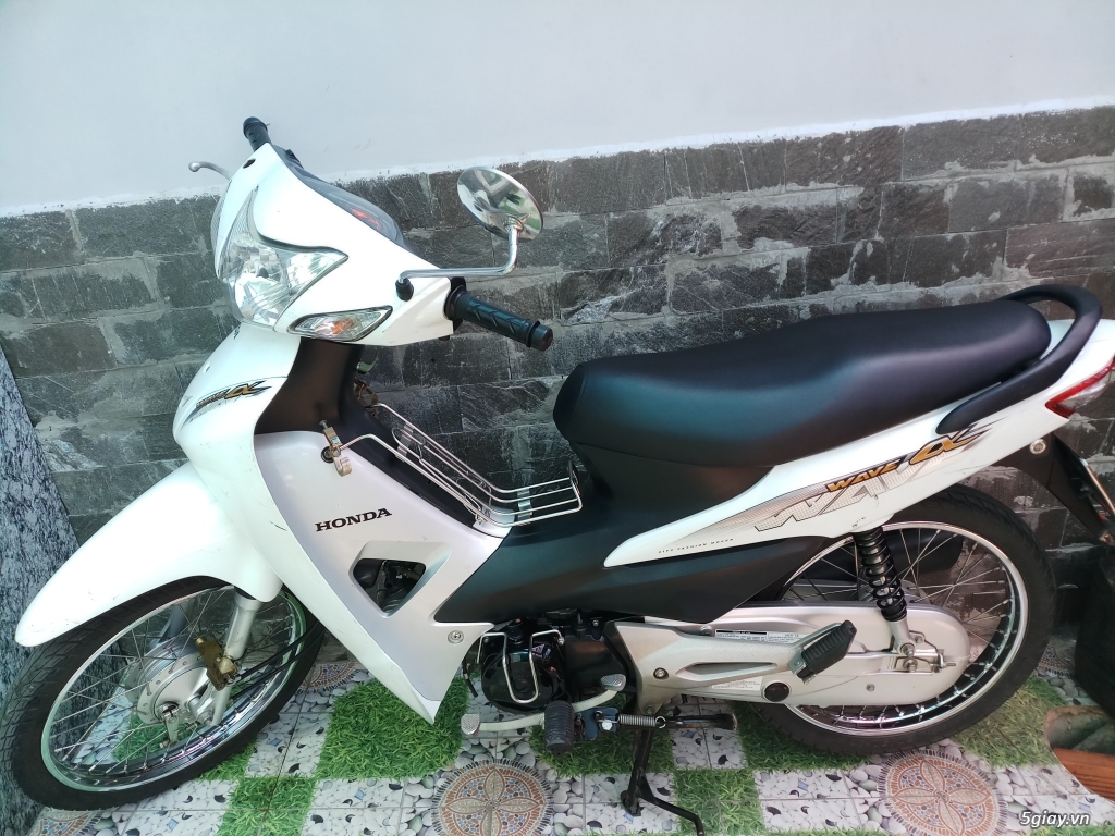 Cần bán Honda Wave a 2015 màu trắng - 2