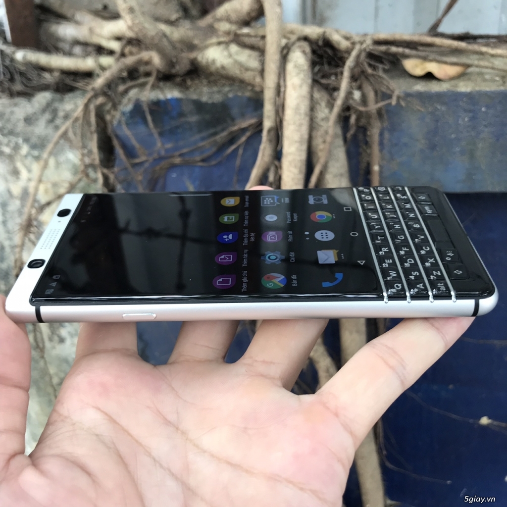 Blackberry Kyone Print đẹp 99%, như máy Quốc Tế nhé Bh 6 tháng - 2