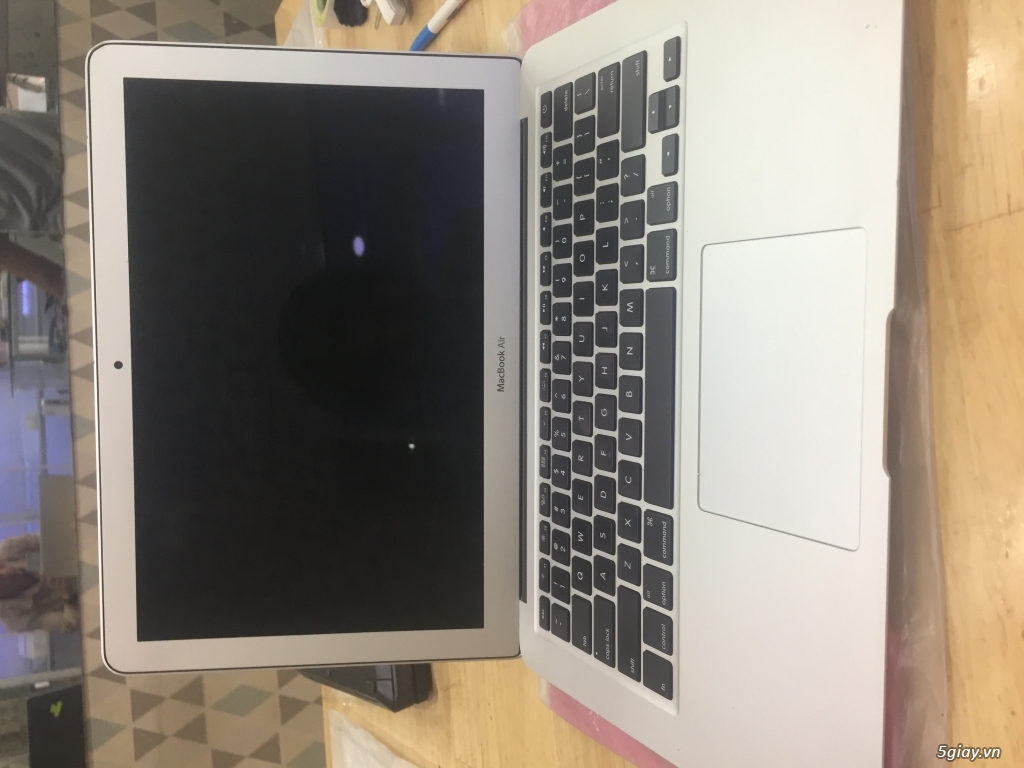 Macboock air 2017 i5 dep lung linh