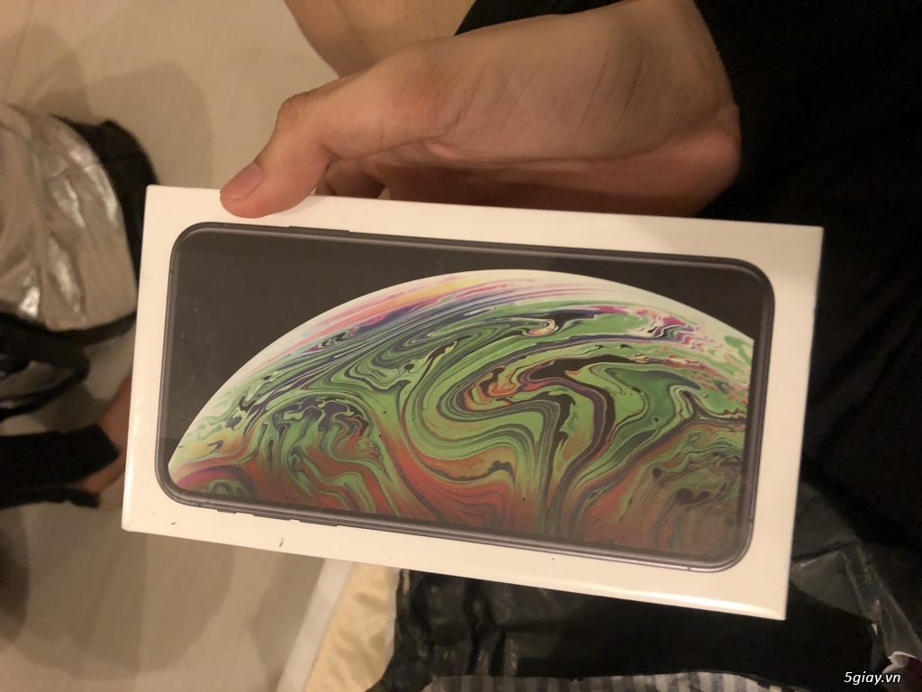 Iphone Xs max hàng xách tay unlock chưa active bao test thương lượng