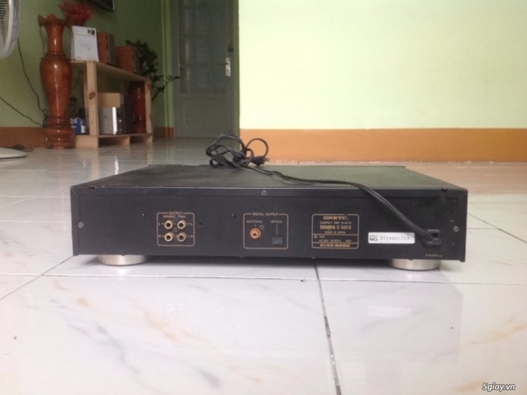 Cần bán cdp onkyo c501x - 1