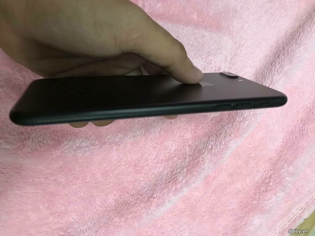 Cần bán iphone 7plus 128g zinall - 1