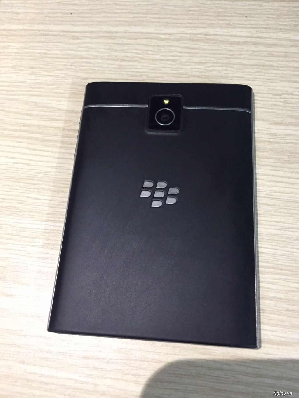 Blackberry Passport- Hải cosovo