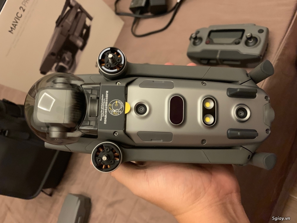 Mavic 2 Pro with Fly More Kit Combo Bundle - 6