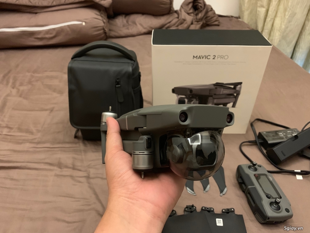 Mavic 2 Pro with Fly More Kit Combo Bundle - 4