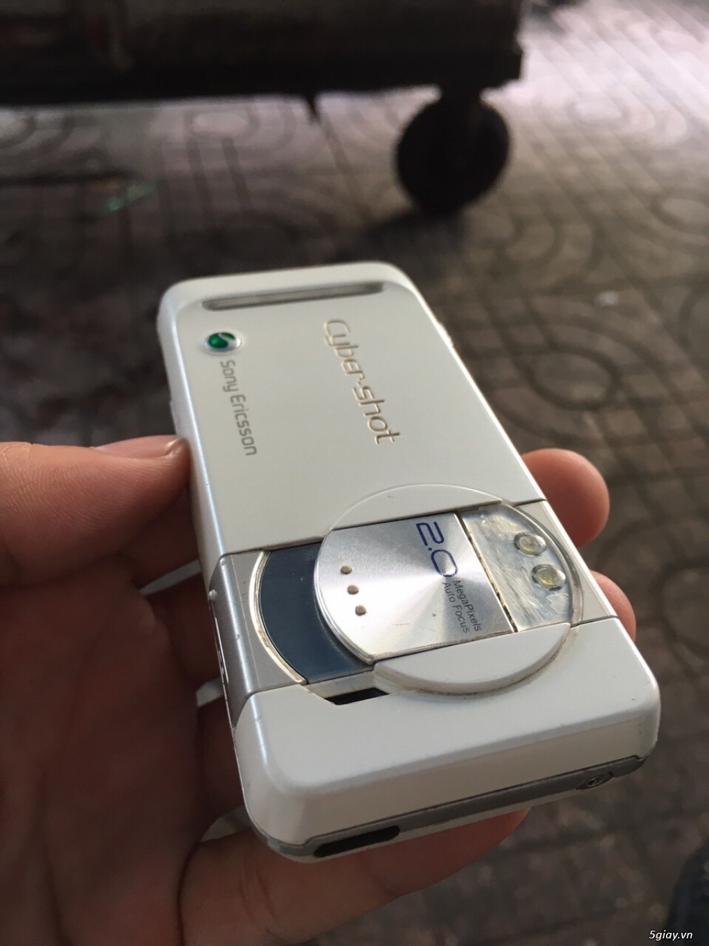 Sony Ericsson K550i - 2