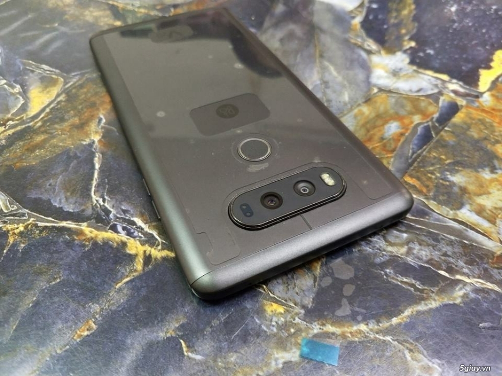 LG V20 2sim màu đen - 3