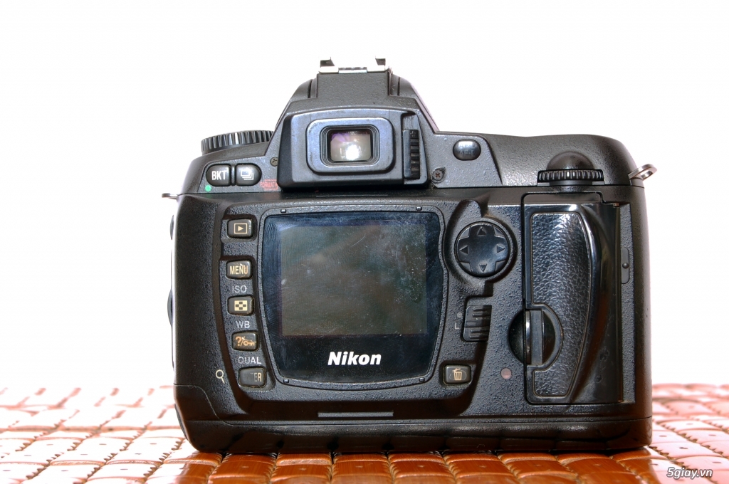 Nikon D70s + Len 35-80 - 2