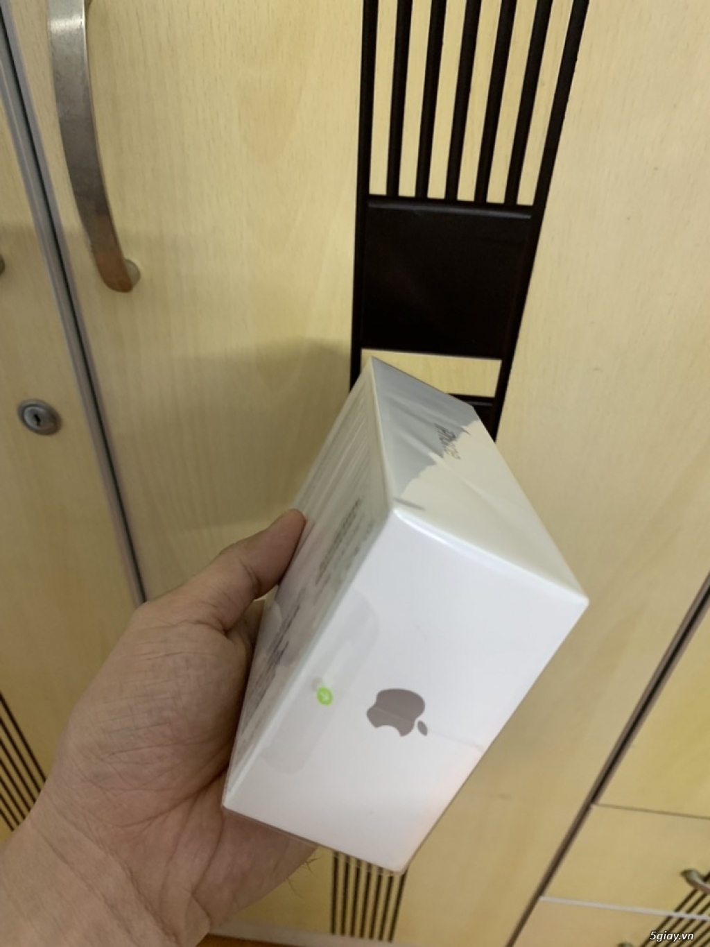 iPhone Xs 64g lock att LL new chưa active