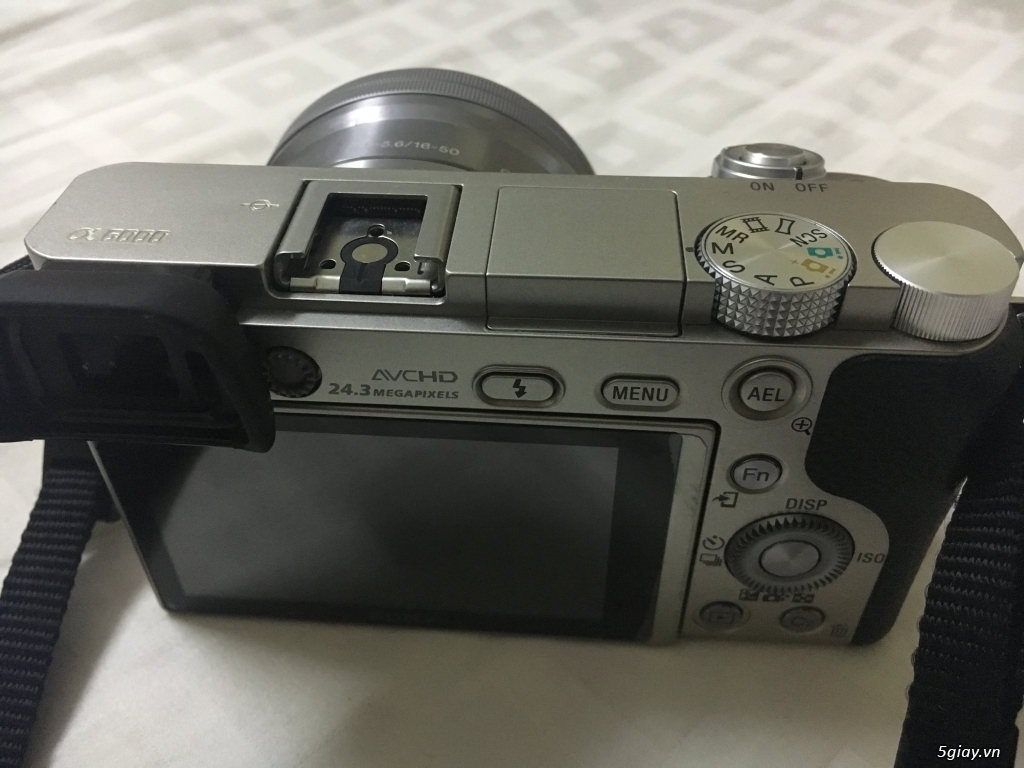 Bán sony A6000 full box + lens kit
