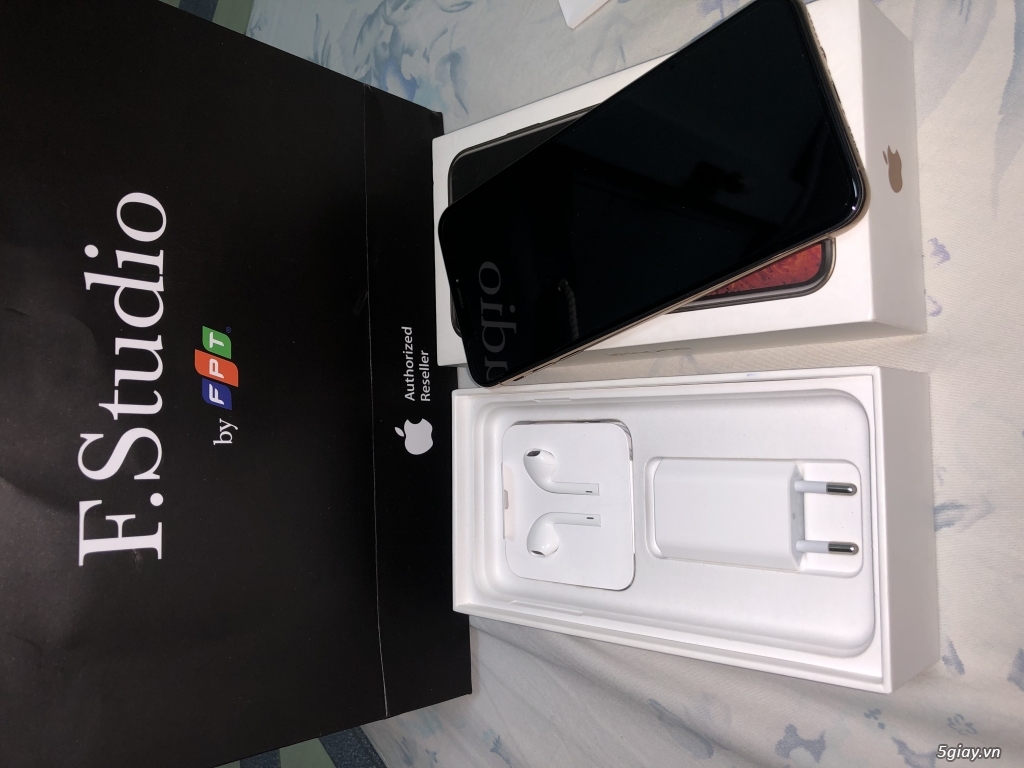 Cần Bán IPhone XS Max Gold Chính Hãng Vn - 1
