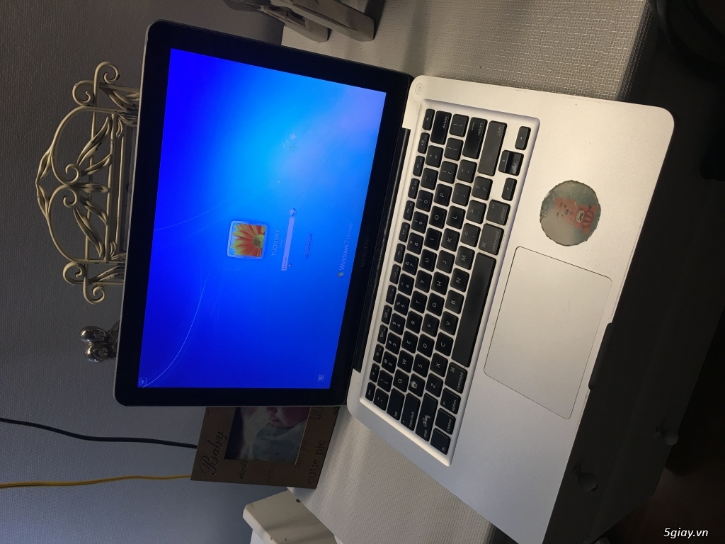Macbook Pro 13 2009 Giá Tốt cho sinh viên - 1
