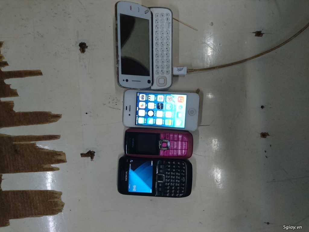 Combo điện thoại iphone 4,nokia - 2