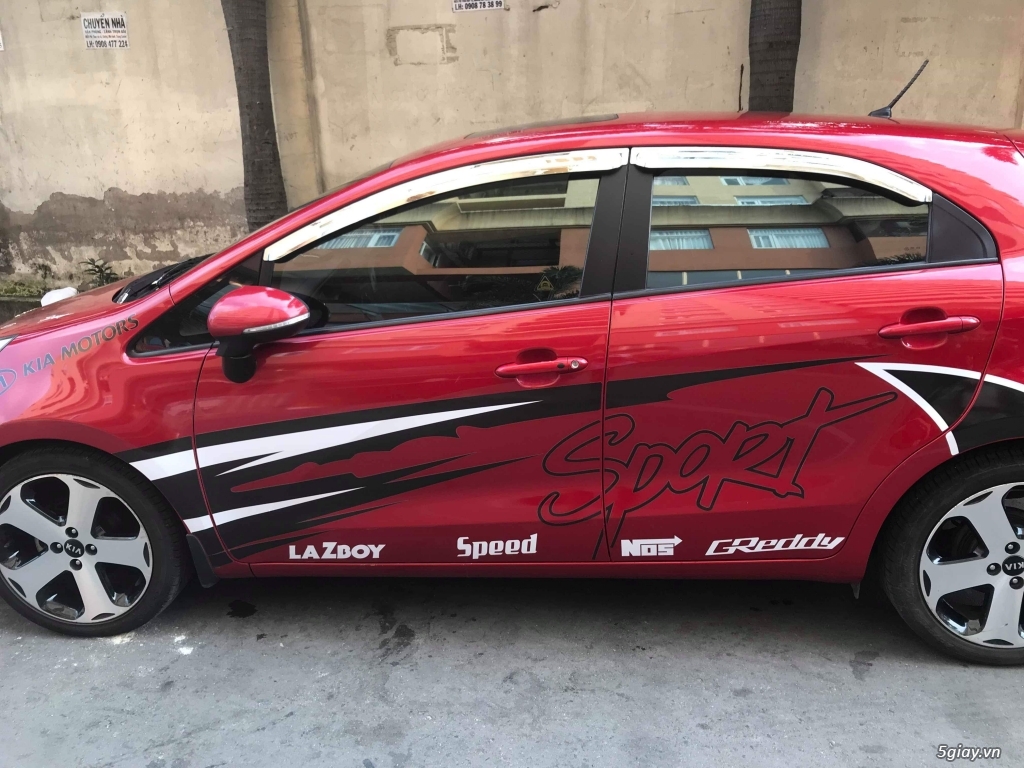Kia Rio HatchBack 1.4 AT 2014 - 1